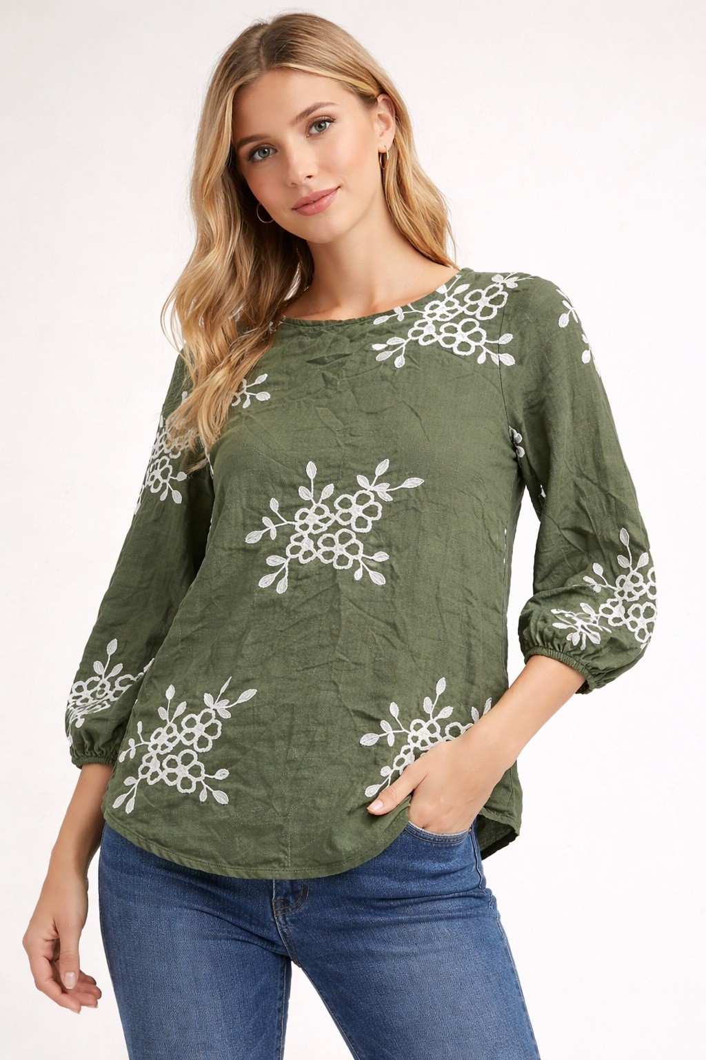 Kindred Petite Women’s Olive Green Floral Embroidered Blouse PS