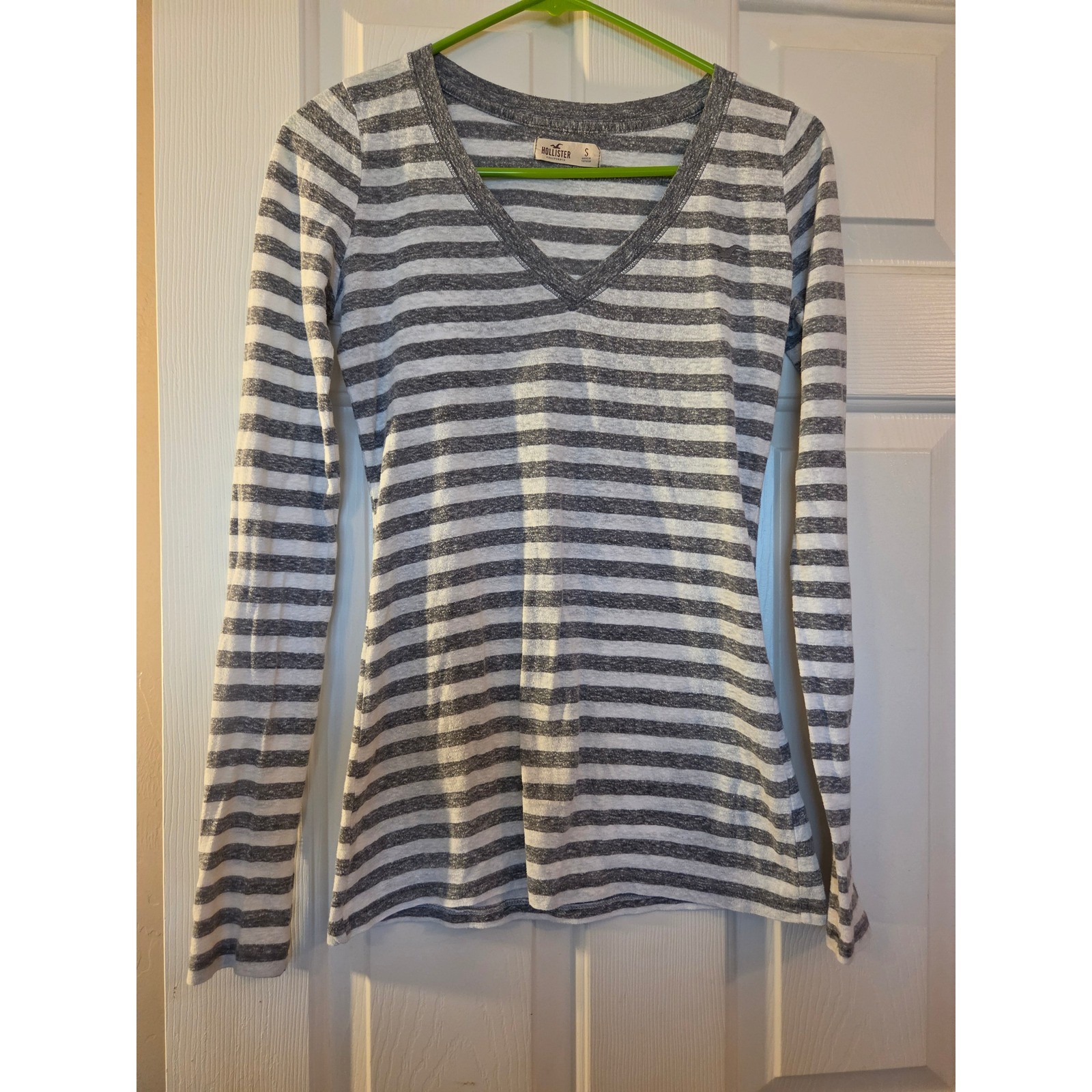 Hollister Women’s Striped Y2K Long Sleeve T-Shirt (Small)