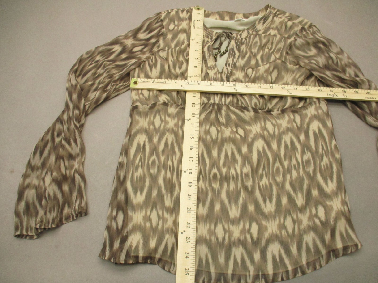 Ann Taylor Size 10 Womens Beige Drawstring Keyhole Long Sleeve Sheer Blouse 680
