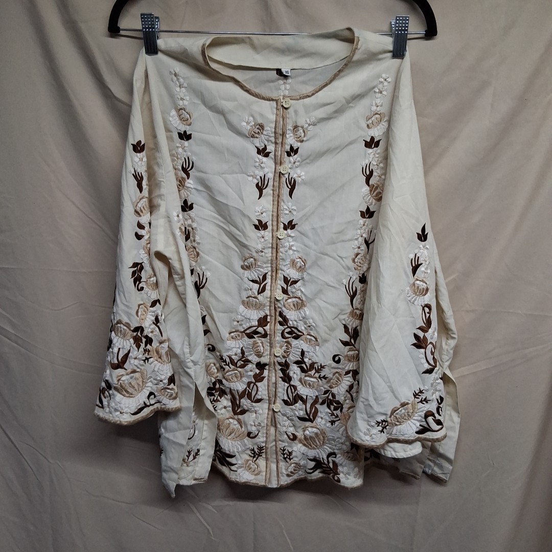 Women Size 16 Pale Yellow LONG SLEEVE Floral Embroidered Kimono Style Shirt