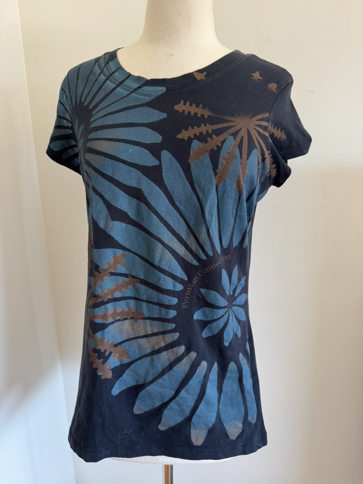 Peruvian Connection T Shirt Womens Medium Floral Short Sleeve Pima Floral Tee