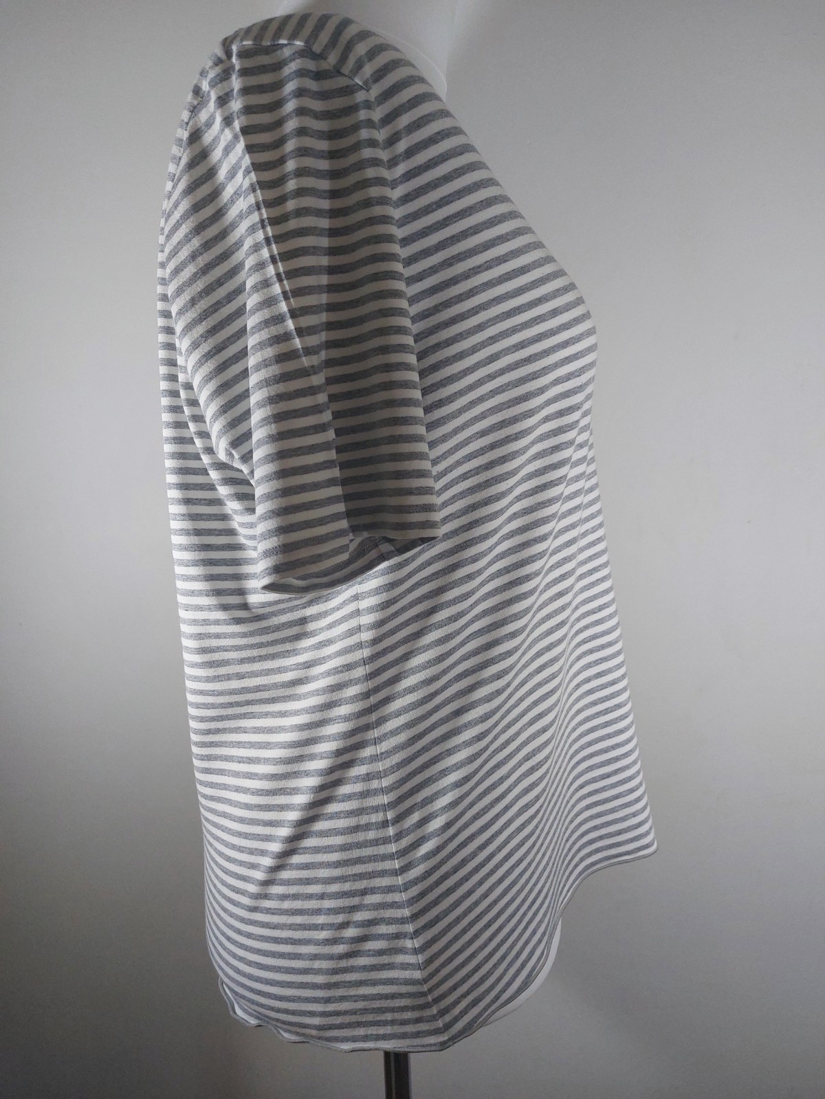 Peter Hahn Womens Grey White Striped T Shirt Stretch Top Short Sleeve Size 22