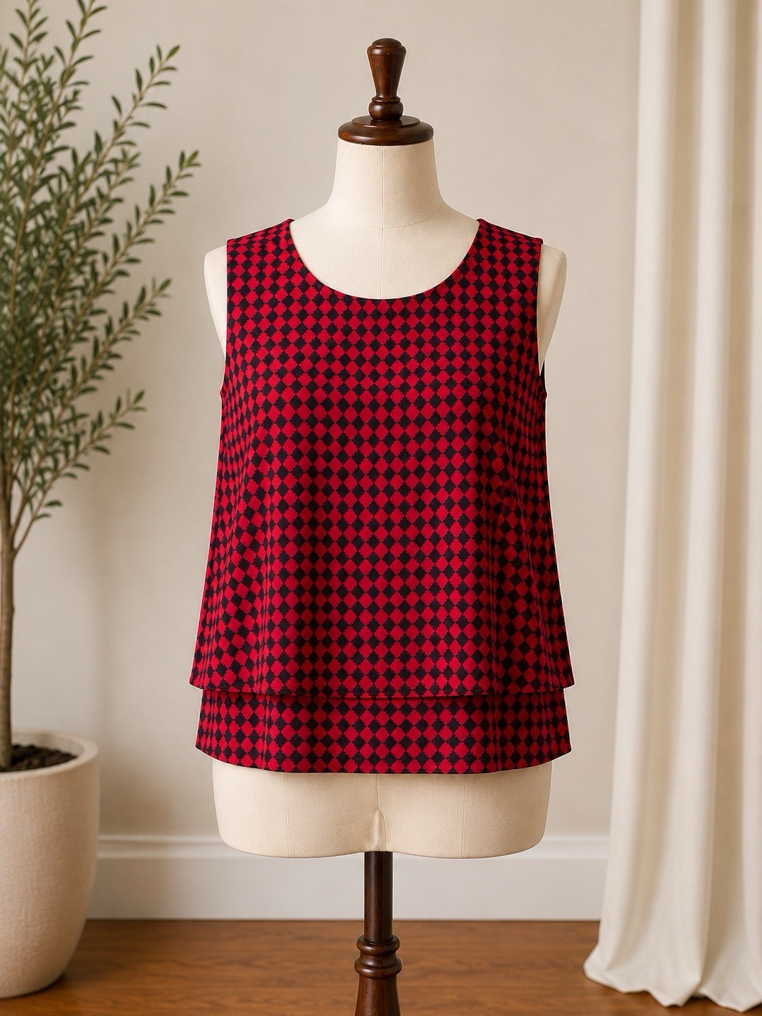 Joan Rivers Red Black Printed Swing Tunic Top 1X Plus Size Sleeveless Layered