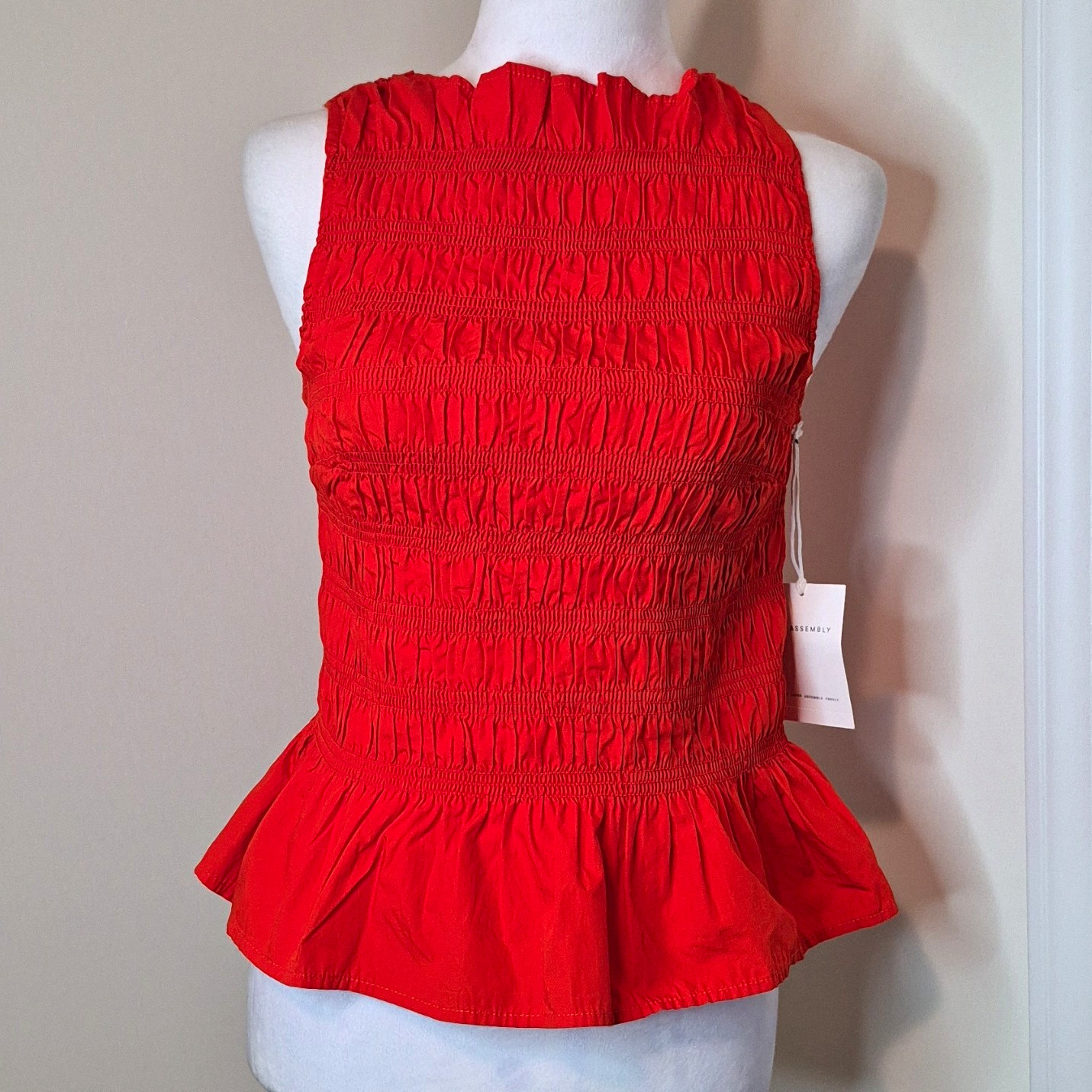Free Assembly Women’s XS Red Solid Peplum High Neck Smocked Woven Blouse