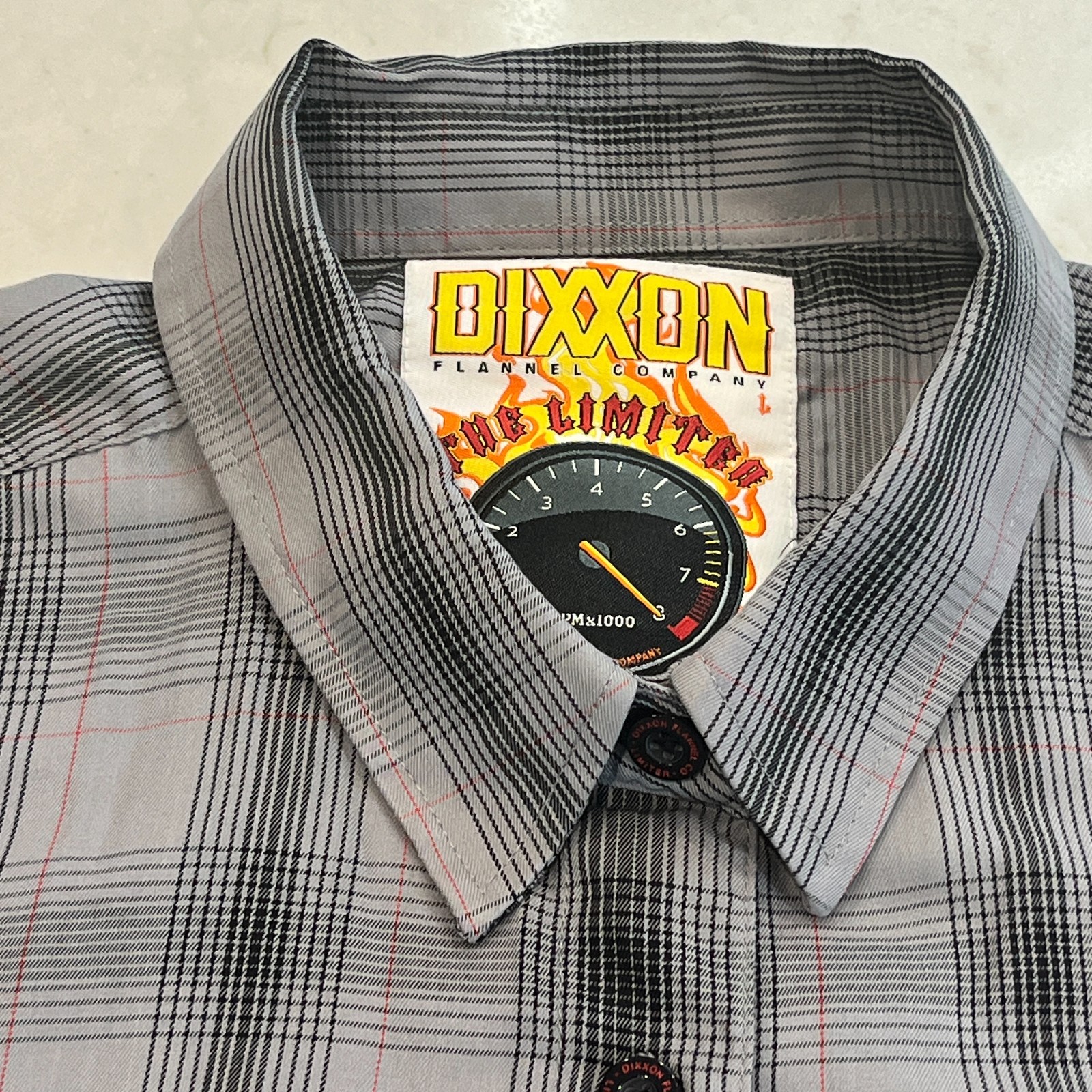 Dixxon Flannel Limiter Womens Large Bamboo Gray Black Plaid Short Sleeve Shirt