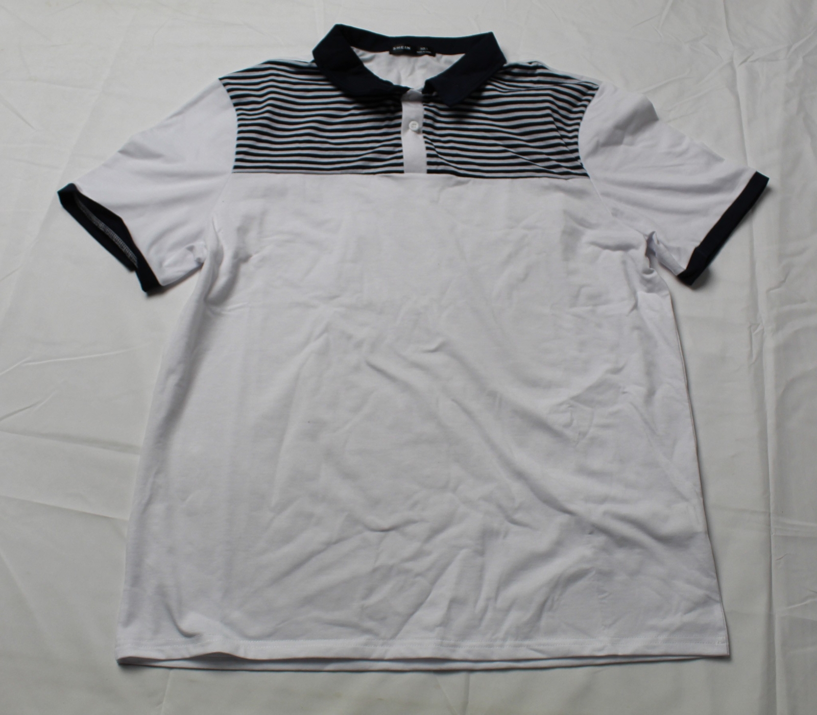 Shein Men’s Soft Short-Sleeve Collar Stripe Detail Top MP7 Blue Large