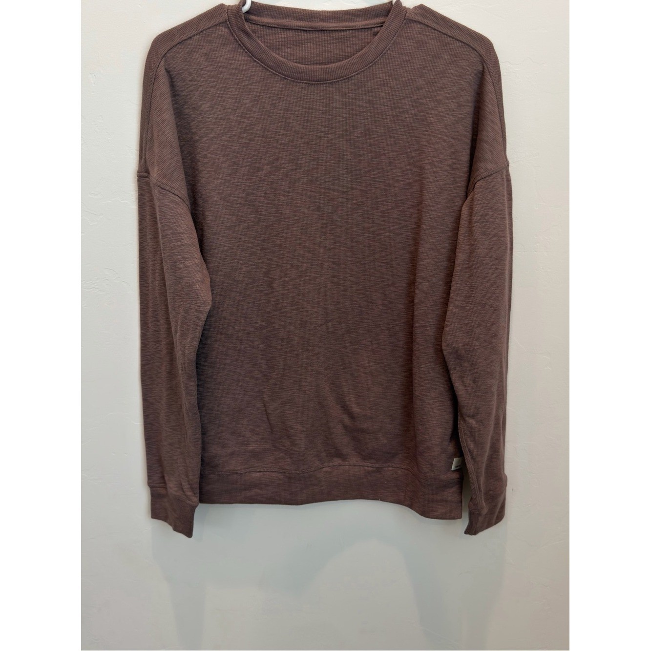 Vuori Heathered Mauve Crewneck Long Sleeve