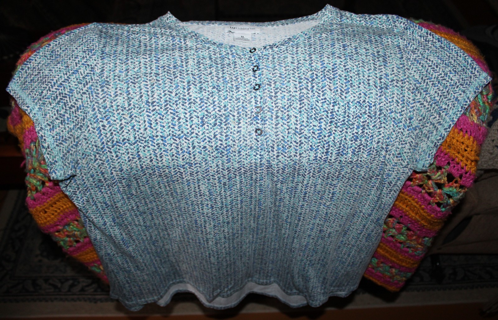 Size XL Liz Claiborne Women’s Blue White Blouse Short Sleeve Pocket Lightweight
