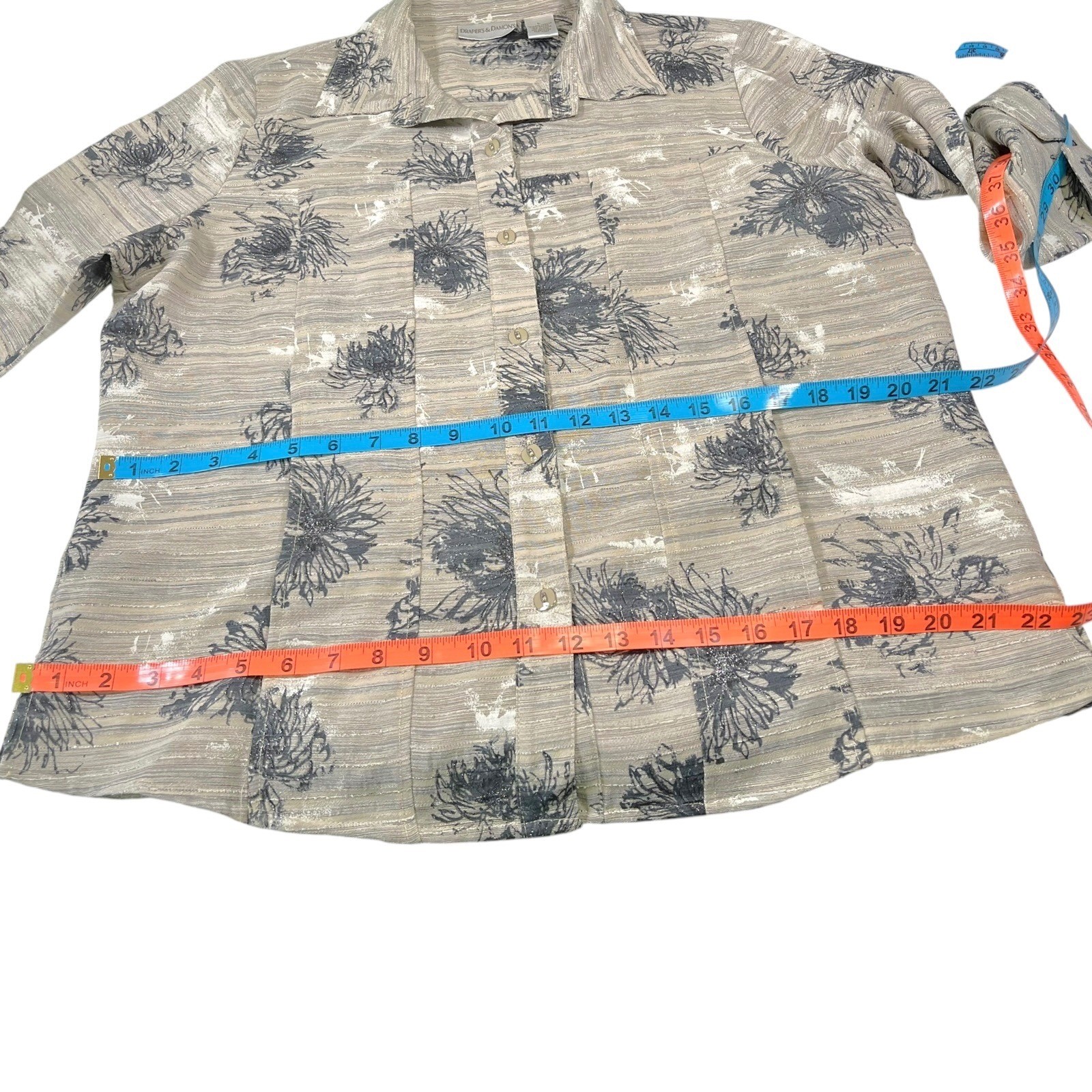 Drapers & Damons L Beige Button Up Floral Metallic Pinstripe Coastal Grandma