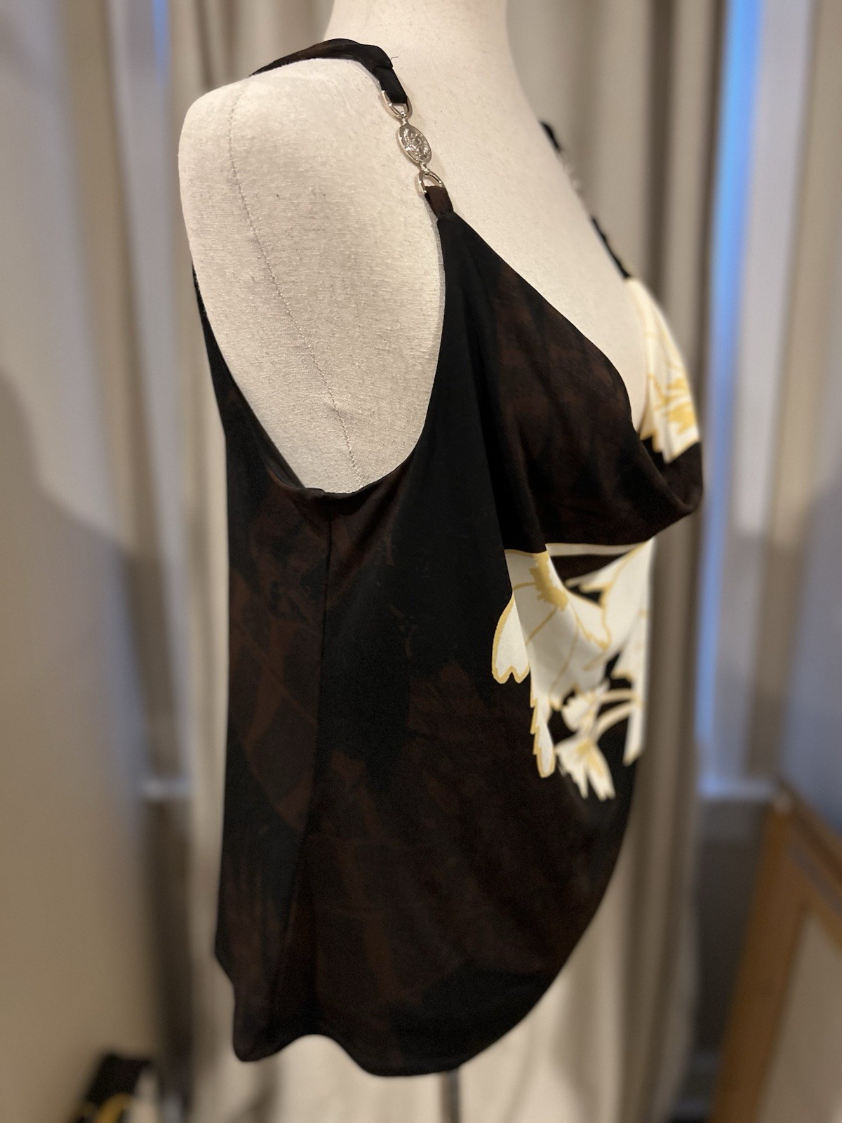 White House Black Market Women’s Top NWT Original Msrp $ 79.00 Floral Pattern M