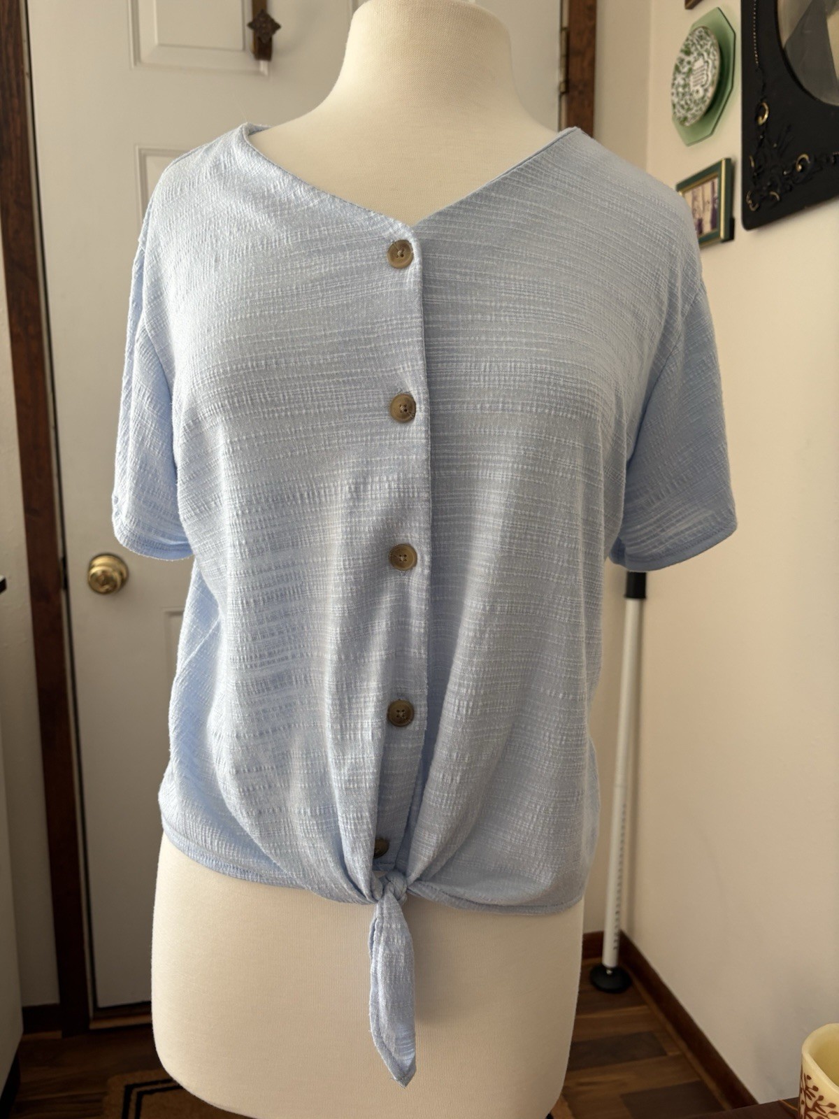 Weatherproof Vintage Women’s Blue Button Blouse Size Medium