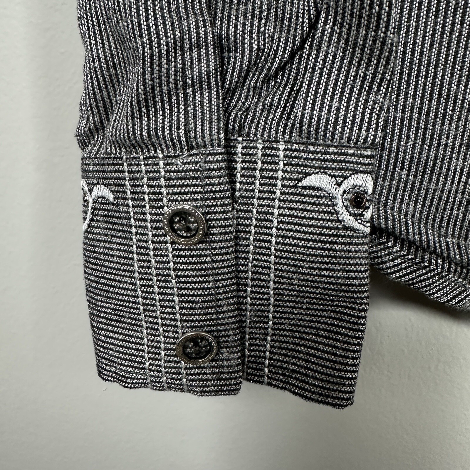 TNT Large Gray Metallic Stripe Embellished Linen Long Sleeve Button Up Shirt