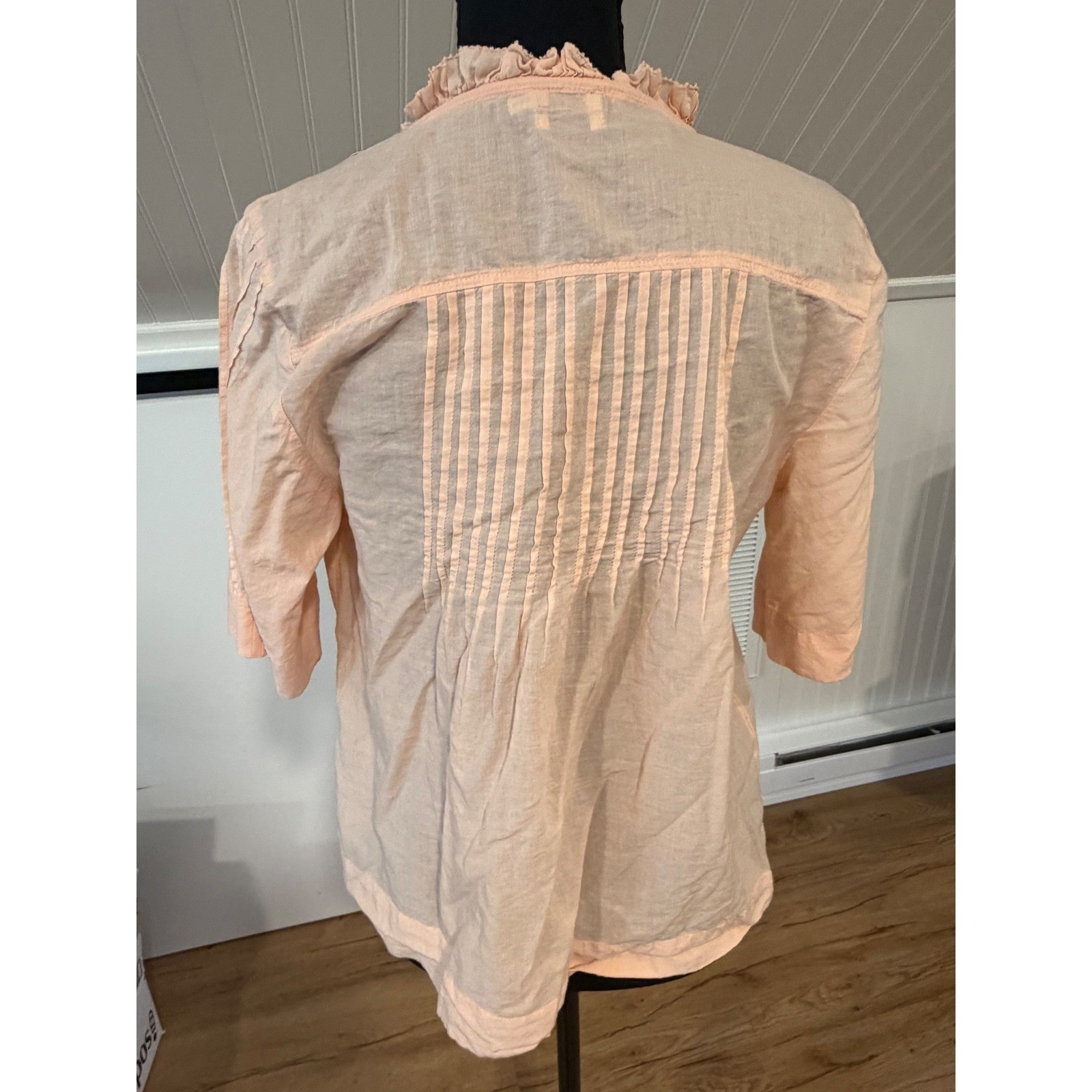 Faherty Organic Cotton Pintuck Blouse Peach Pink Tassel V-Neck Top WTS2103 M