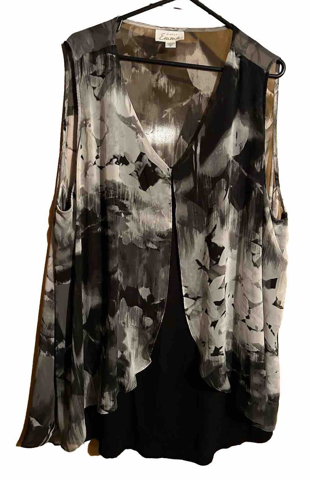 Women’s 3X Black & White Sheer Sleevelss Blouse by Simply Emma – BNWOT