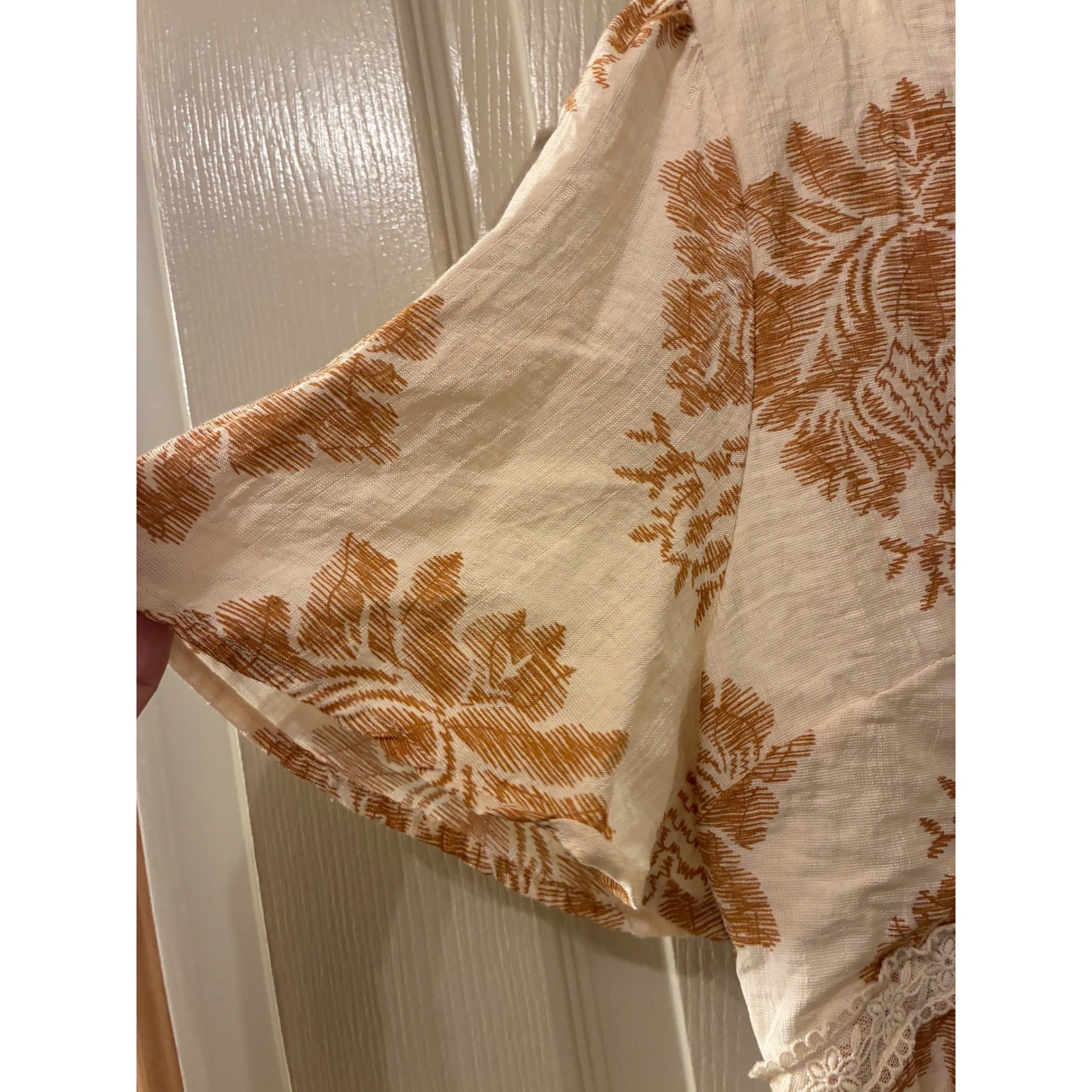 Hayden Los Angeles Boho Damask Floral Peplum Blouse Lace Trim Rust Orange Medium