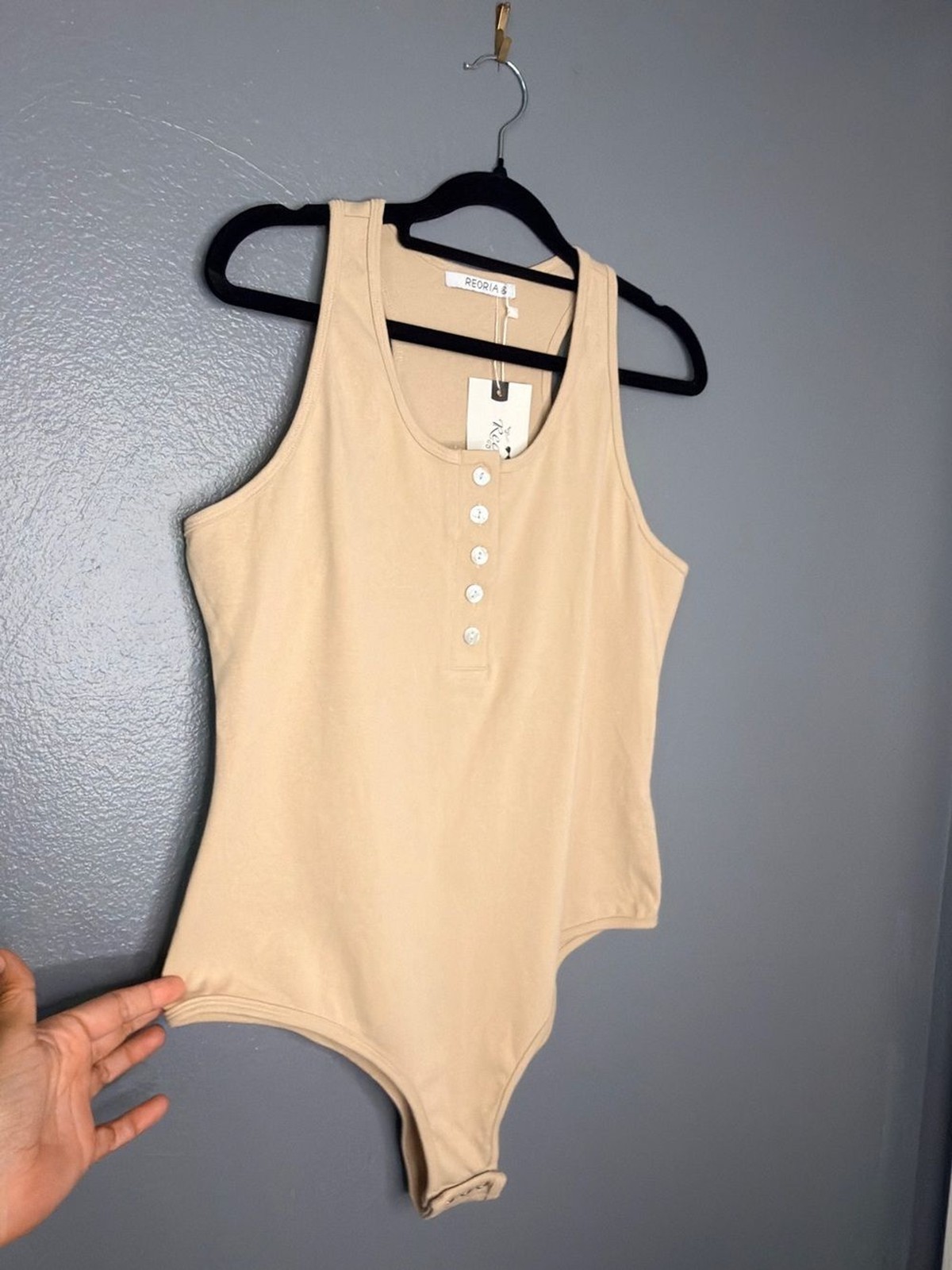 NWT Reoria Beige Tank Bodysuit with Front Buttons size xl