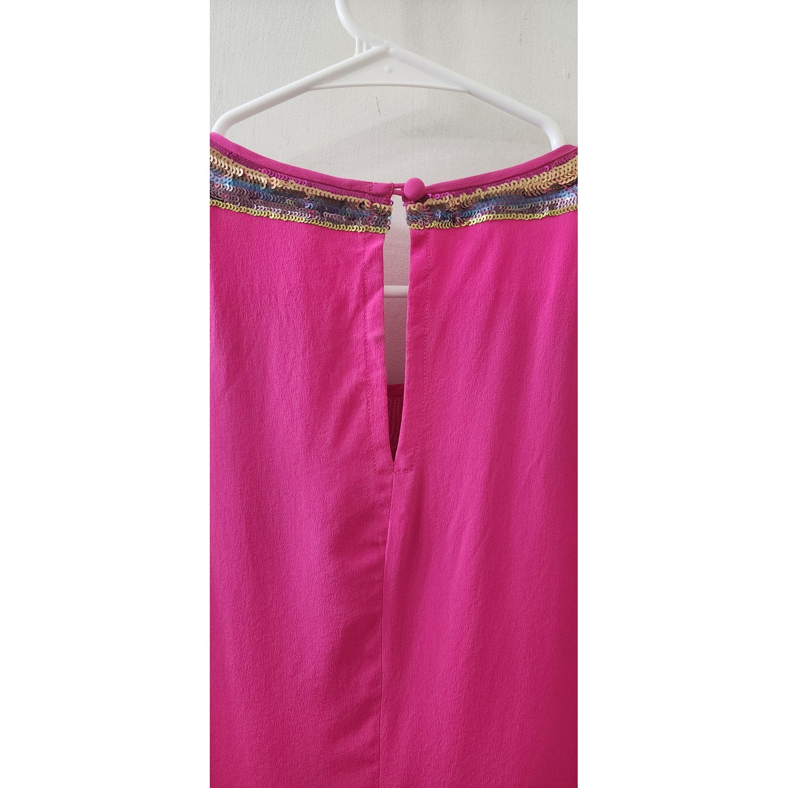 Trina Turk Pink 100% Silk Sequin Bib Sleeveless Blouse Top R291209 Womens L