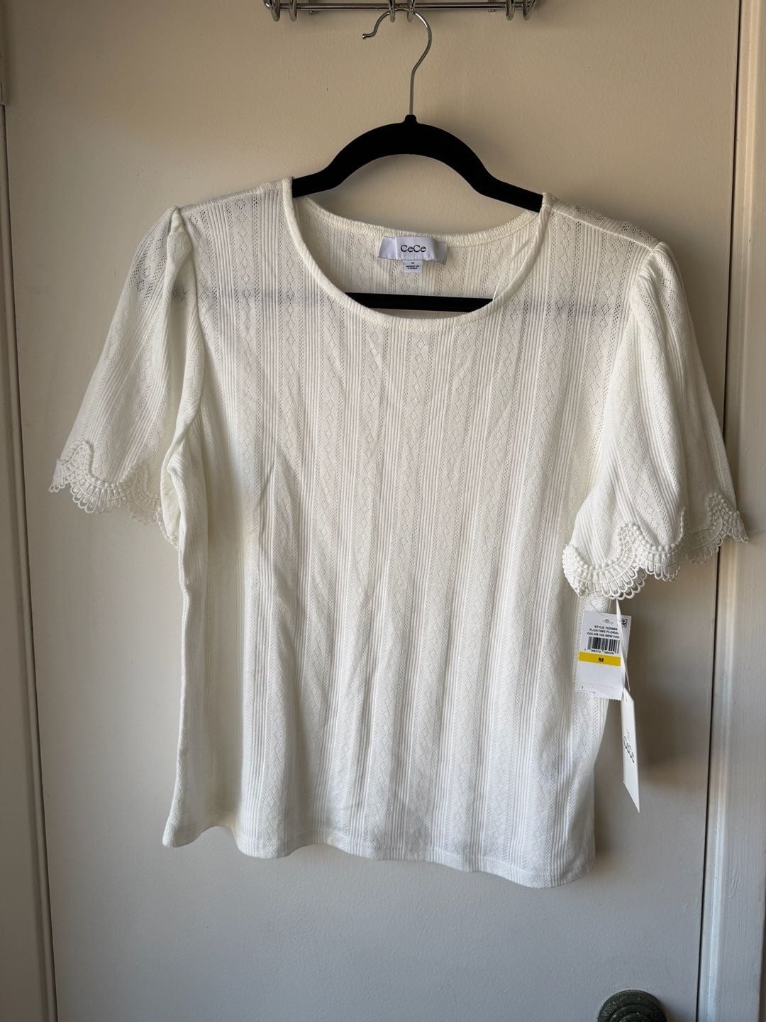 CeCe Women’s White Textured Jacquard Knit T-Shirt with Scalloped Lace Trim Sleev