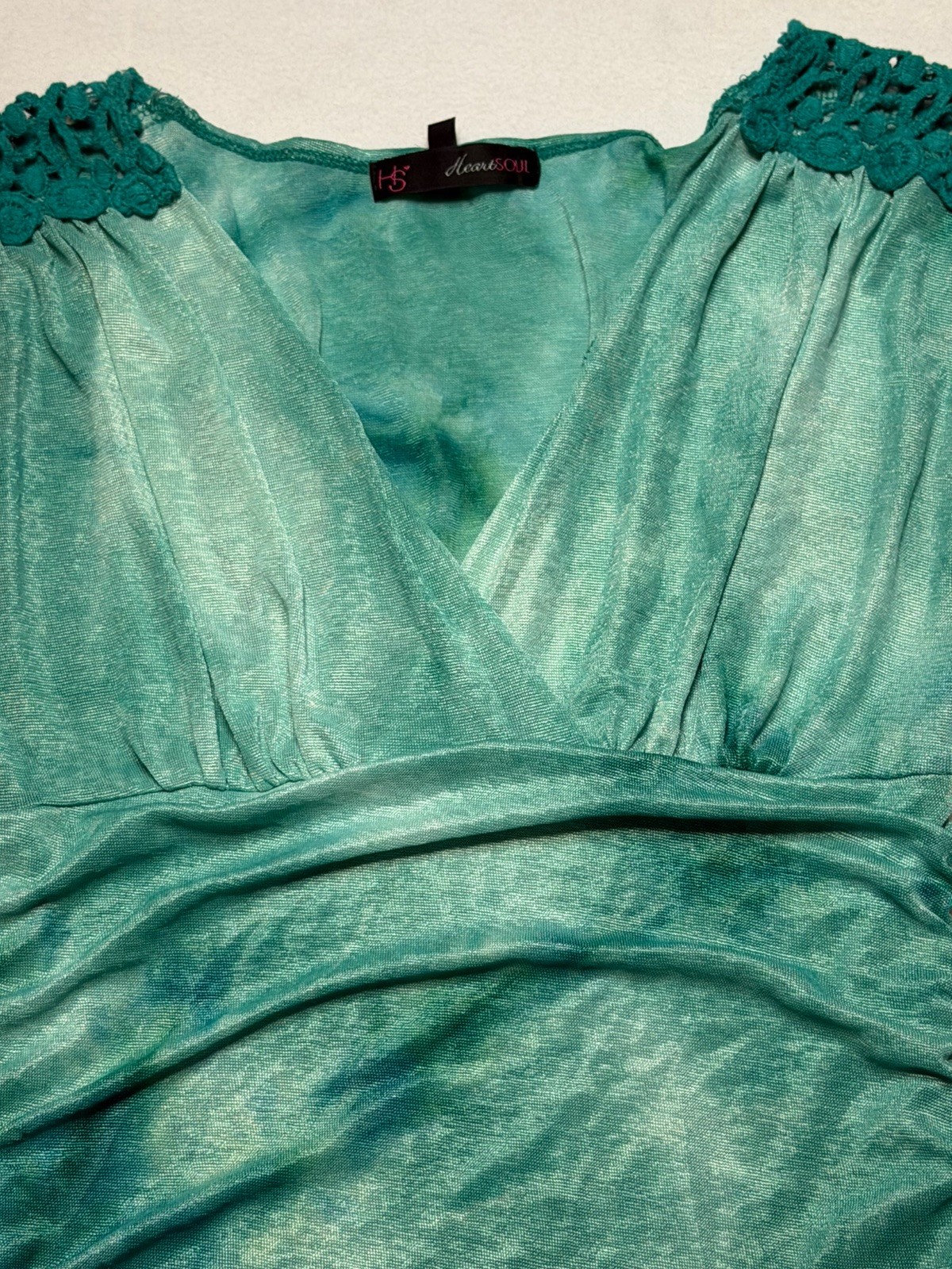HeartSoul Boho Teal Shimmer Ruched Crochet Lace Trim Top Size Small