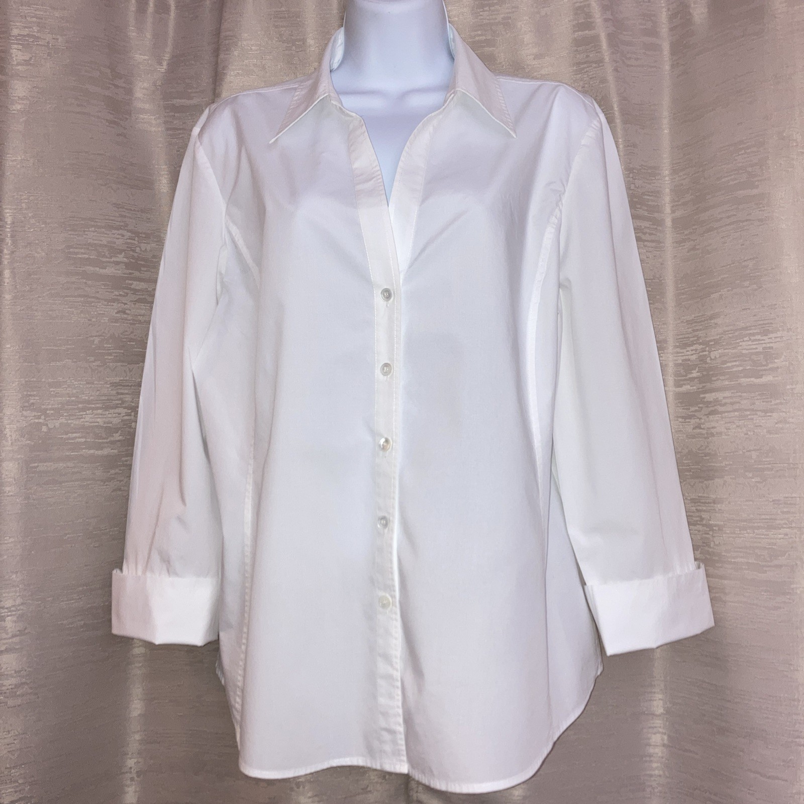Talbots White Tailored Button Up Shirt with Front Darts and Back Topstitch 16