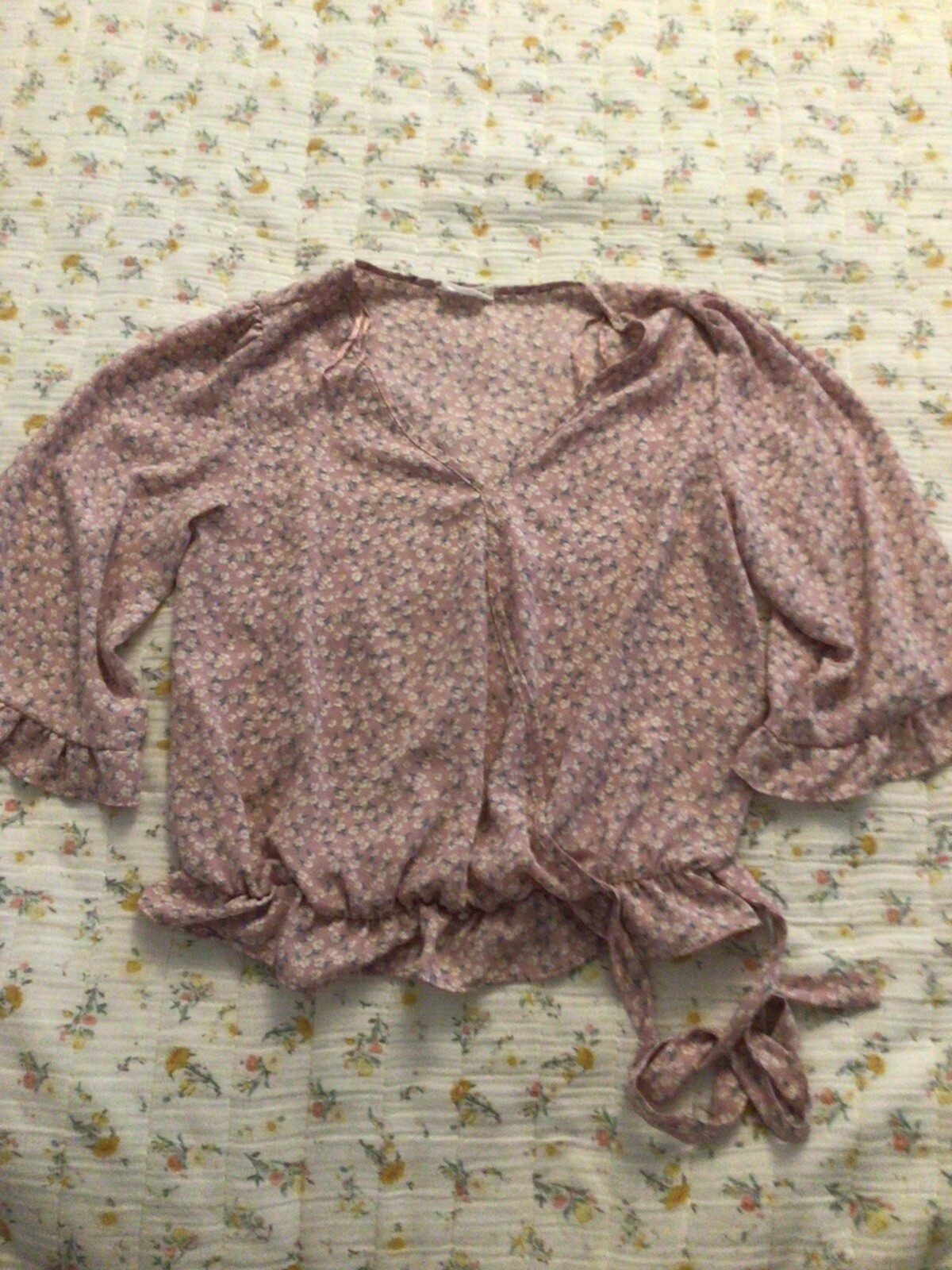 Sienna Sky Women’s Purple White Floral Blouse Ruffle Tie EUC S