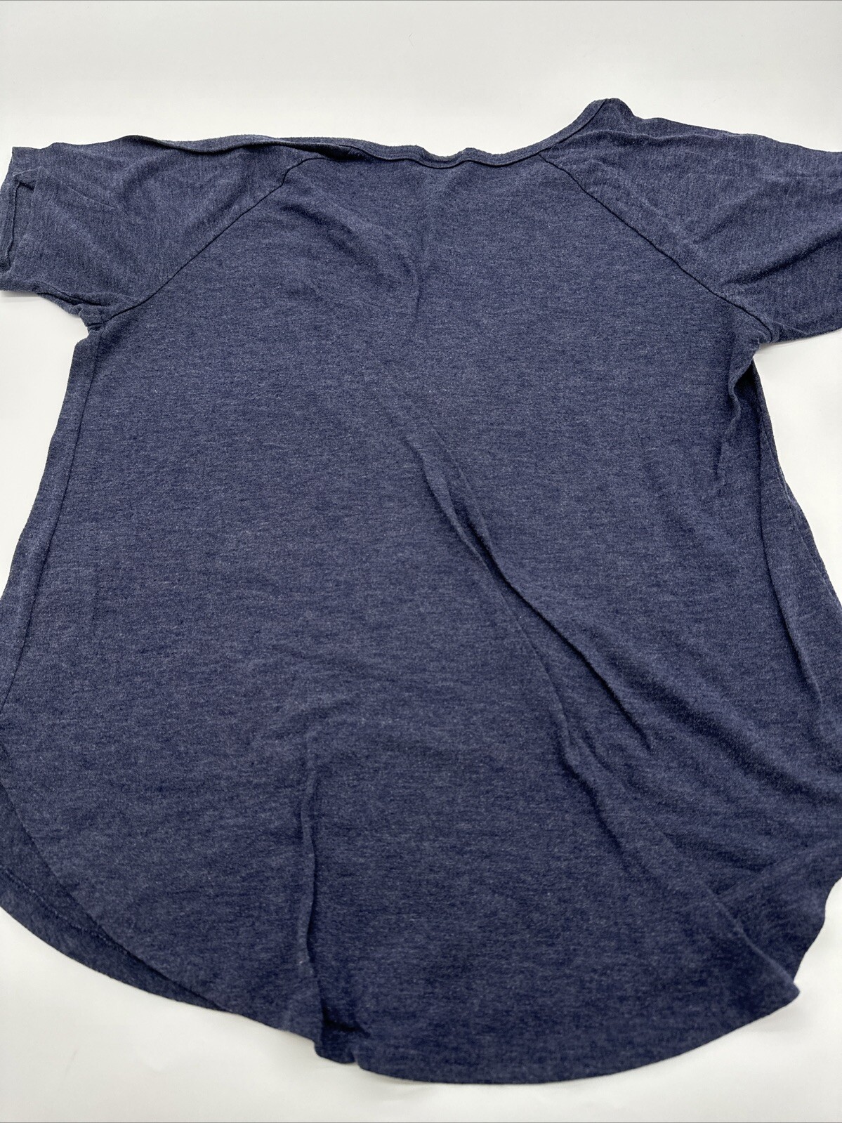 H.I.P T-Shirt Women Large Graphic Print Gray Notched USA.#12996