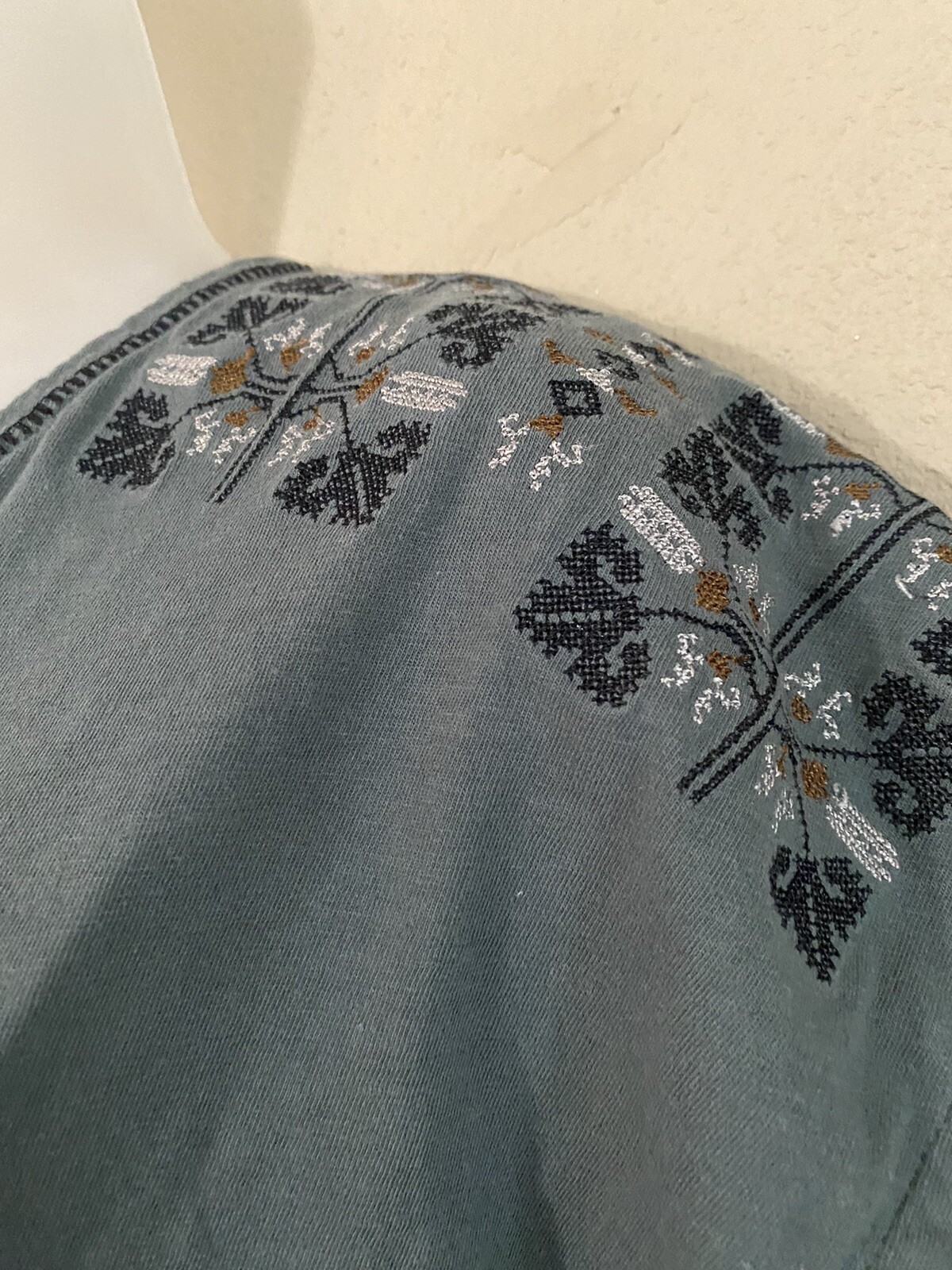 Madewell Embroidered Green Split Neck Tee Boho Cross Stitch Dusty Teal Green S
