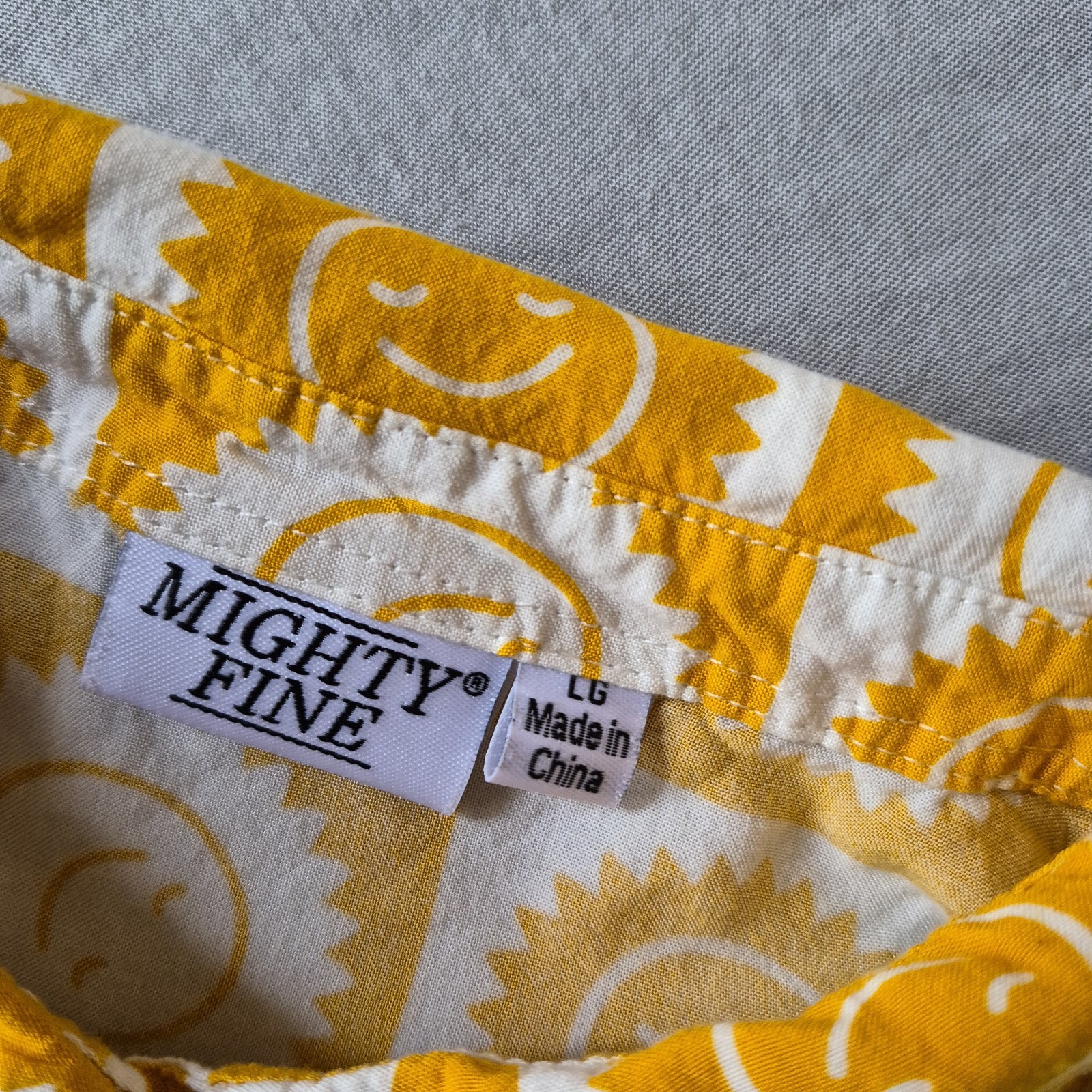 Yellow Sunshine Camp Shirt Womens Size L Happy Smiley Summer