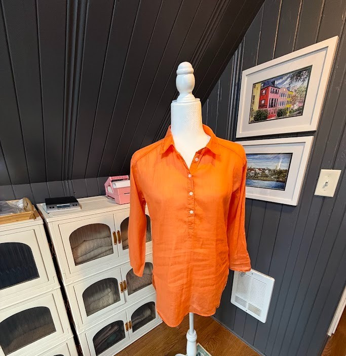 Women’s Lightweight Blouse Perfect for any Spring / Summer Occasion – Size XS