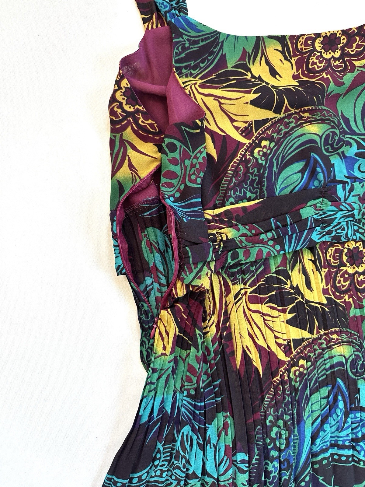 VTG Y2K DARK FLORAL PAISLEY FLOWY MIRCRO PLEAT BUCKLE BABYDOLL GOING OUT TOP XL