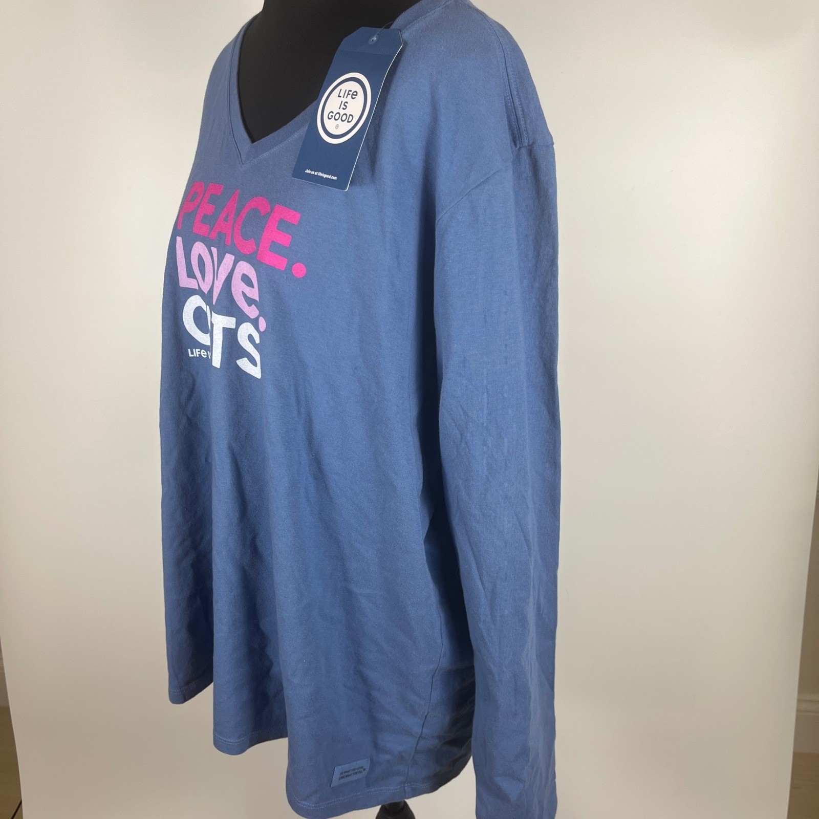 Life is Good Peace Love Cats Crusher Long Sleeve V-Neck Shirt Blue NEW Sz 2XL