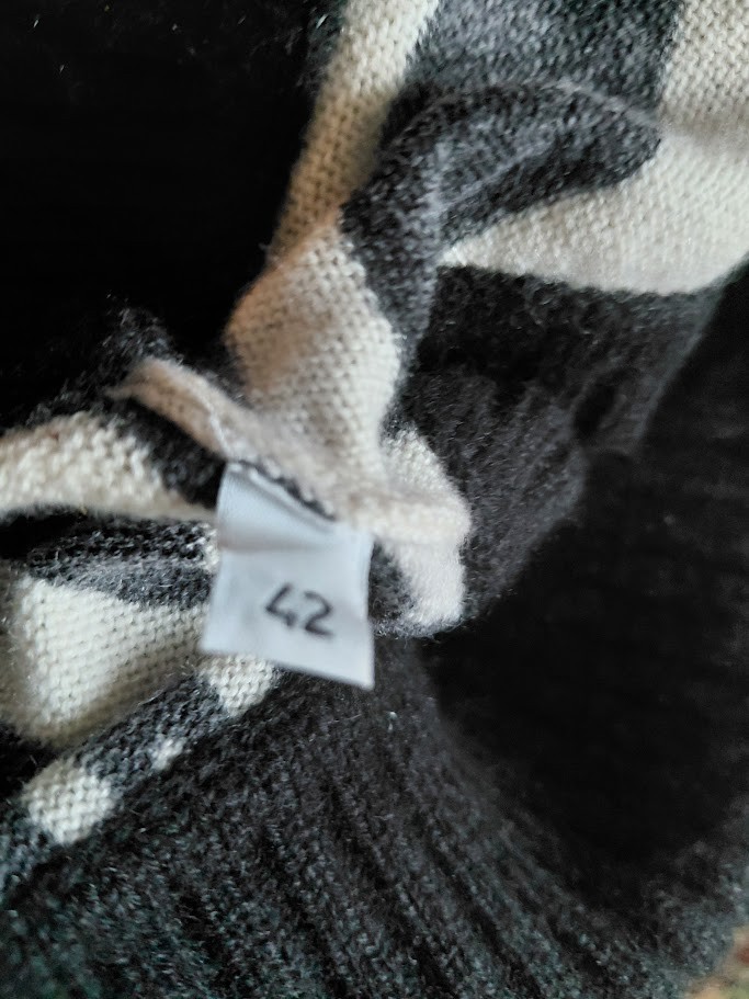 Dolce Gabbana Sweater Top Sleeveless Cashemere High Turtleneck size M