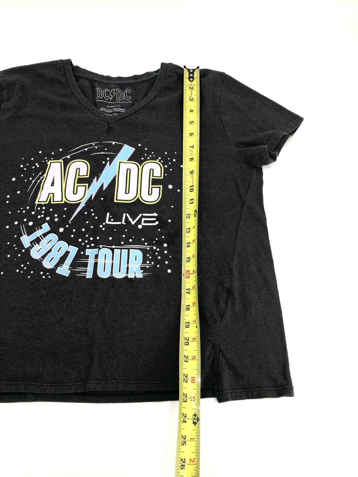 AC/DC Band Tee Shirt Womens XL 1981 Live Tour Graphic Short Sleeve Rock Music