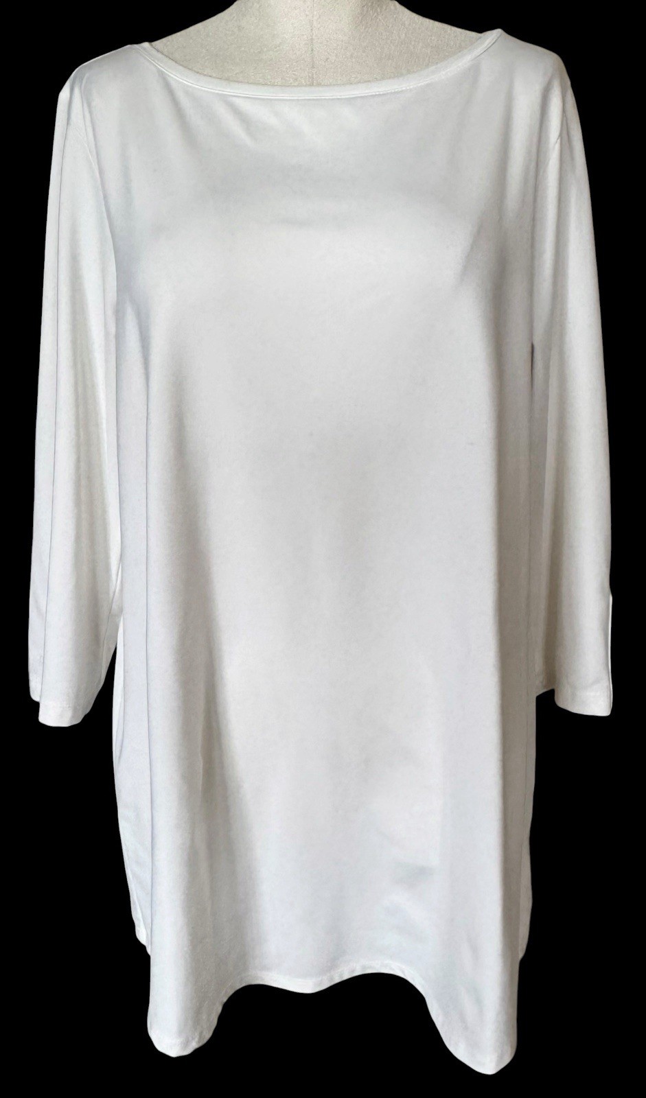Susan Graver Boatneck 3/4 Sleeve Tunic Top Button Accent Shaped Hem Ivory Sz L