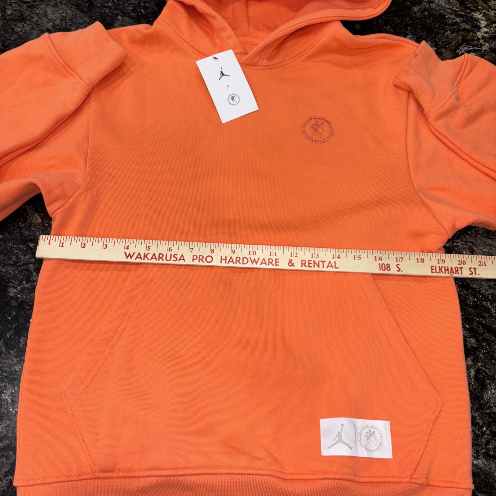 Jordan x Bephies Beauty Supply Women’s Hoodie Wild Mango DR1895-680 Size XS Nike