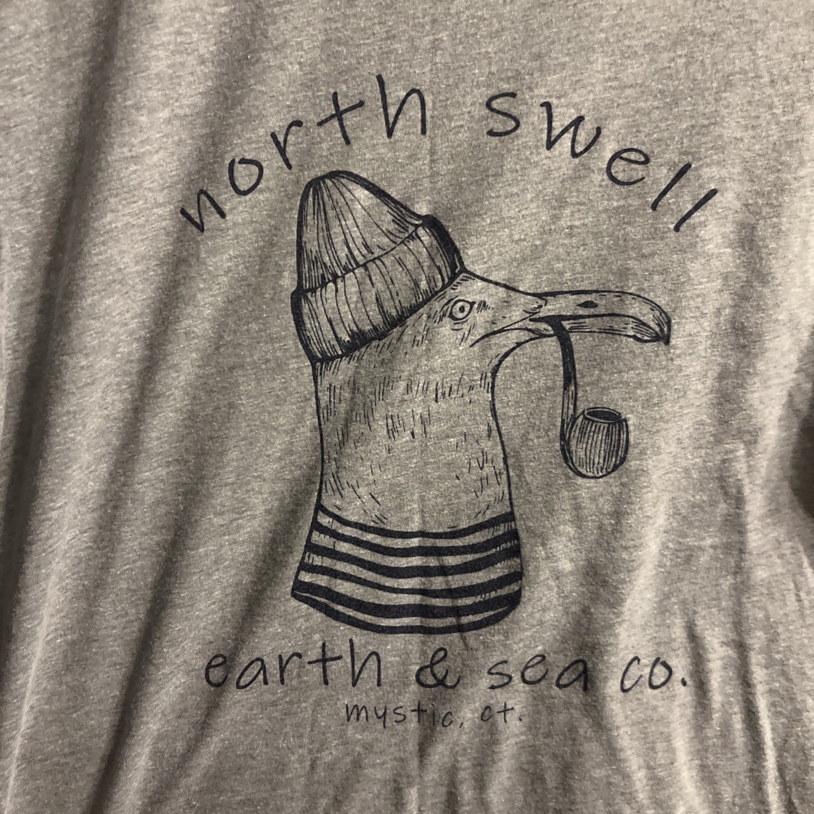 Earth & Sea Co T-shirt Tag less M Size Gray Shirt With Bird Logo On Back Lot #51
