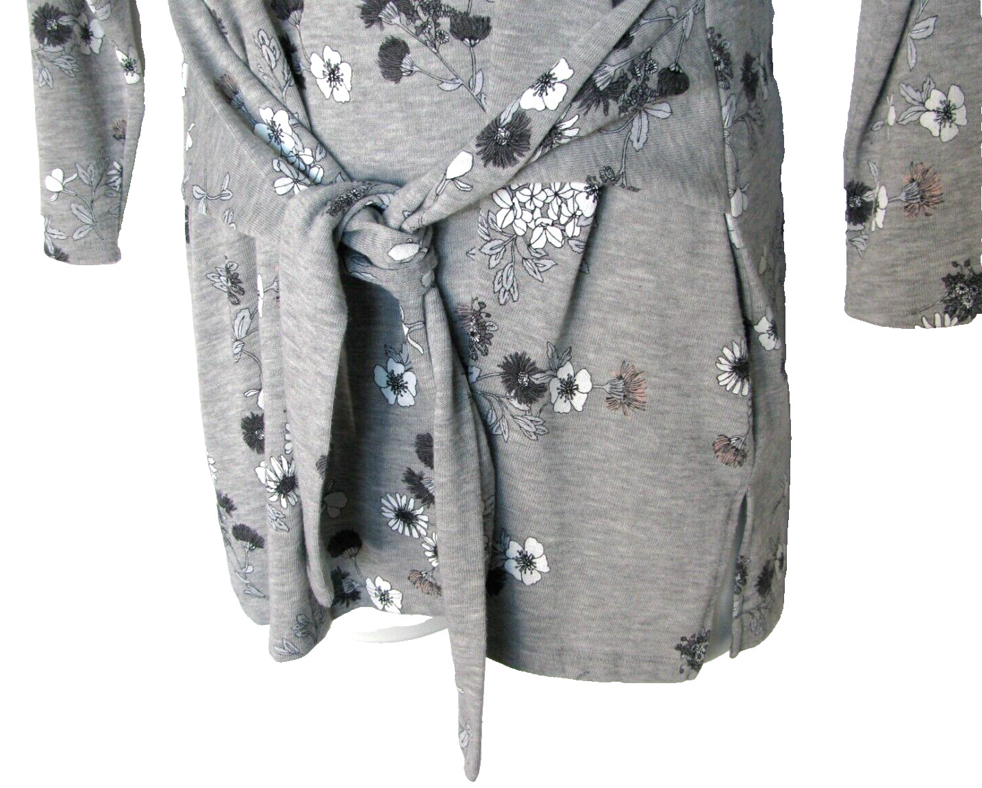 Liz Claiborne Women’s Large Gray Floral Belted Tunic Top 3/4 Sleeve Pockets