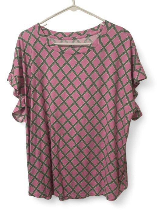 Crown & Ivy Women’s Maternity 2XL Pink Green Geometric Ruffle Flutter Blouse