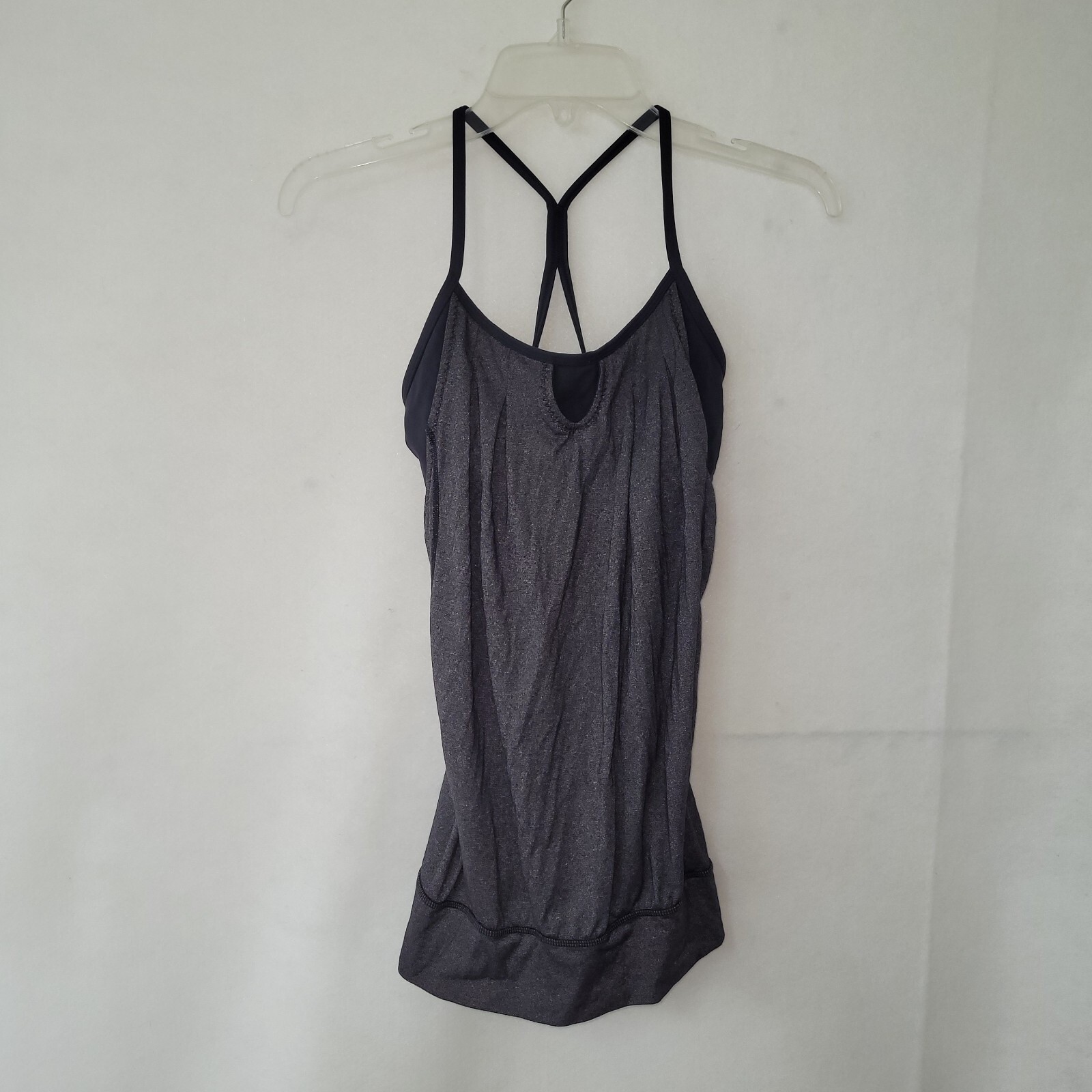 Lululemon Tank Top Workout Heathered Gray Built In Bra Activewear Womens 4