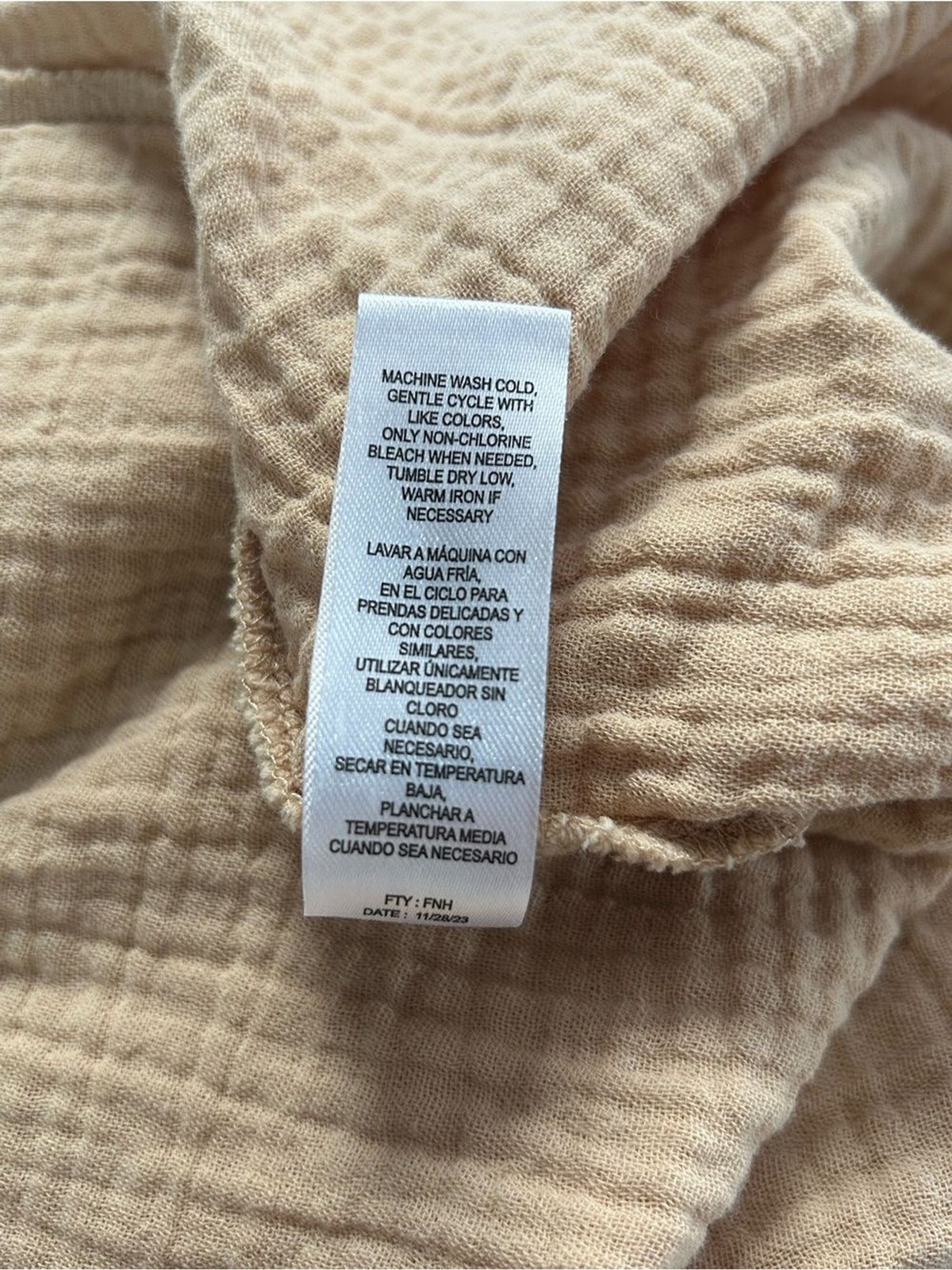 100% Gauze Cotton Relaxed Button-Down Shirt in Light Tan Size Large
