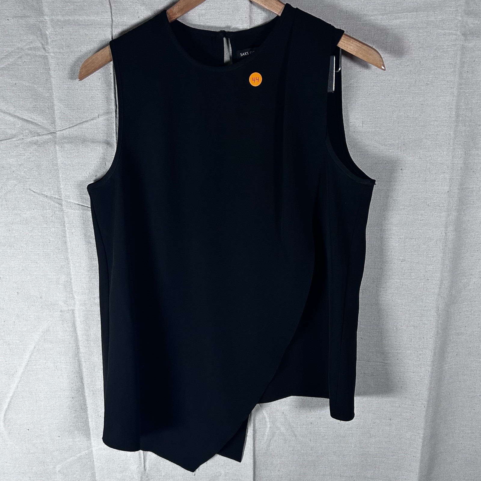 Saks Fifth Avenue Black Asymmetric Sleeveless Blouse Top Size Medium M/M