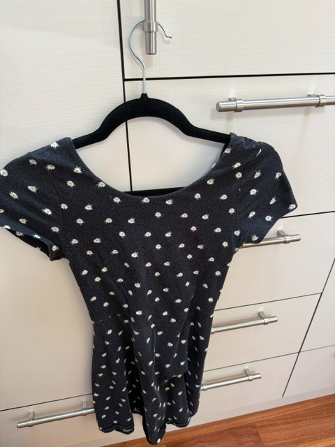 Hollister Women Teen Black Daisy Floral Romper Lace-Up Back Size Small