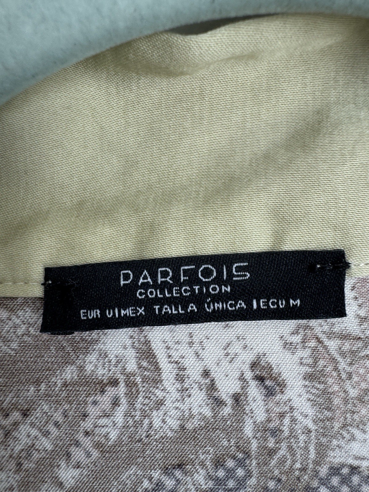 Parfois Collection 100% Viscose Satin Landscape Print Open Front Kimono One Size