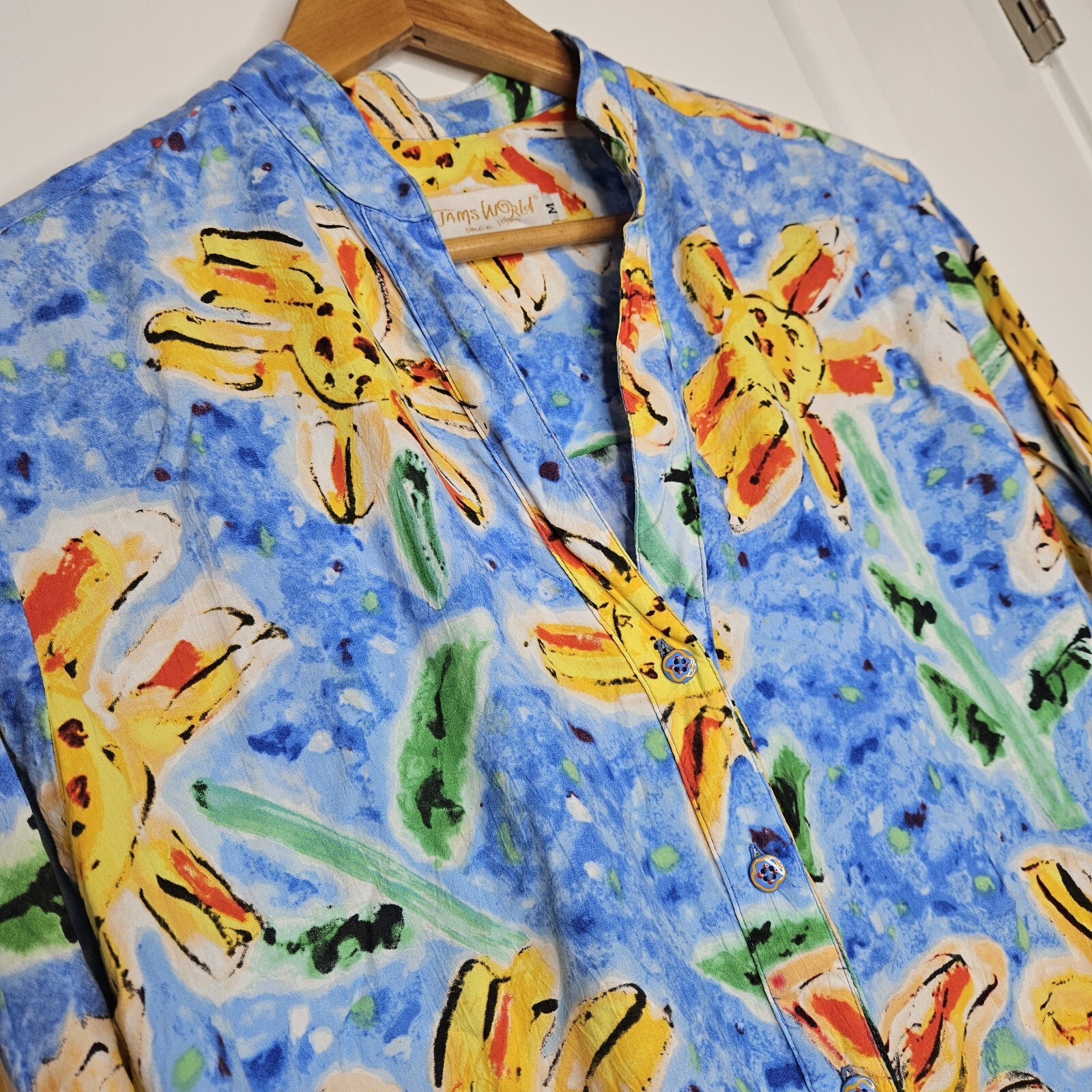 Jams World Button Up Tunic Top Sunflower Size Medium Hawaii Wearable Art Resort