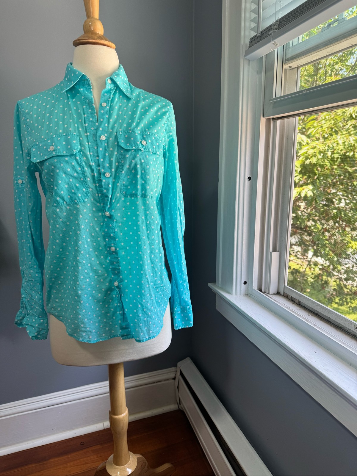 Lauren Ralph Lauren Women’s Blue White Polka Dot Button Down Shirt Size S
