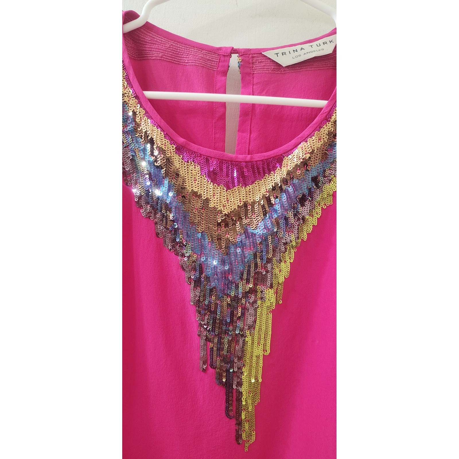 Trina Turk Pink 100% Silk Sequin Bib Sleeveless Blouse Top R291209 Womens L