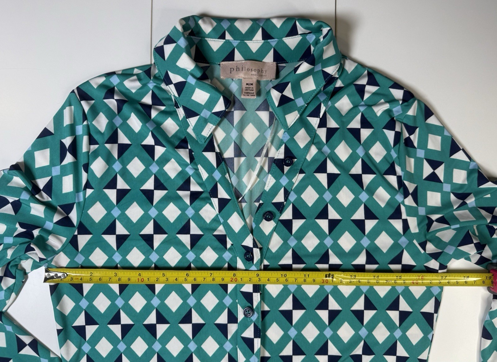Philosophy Republic Geometric Button Front Stretch Shirt Women’s M Medium Blue