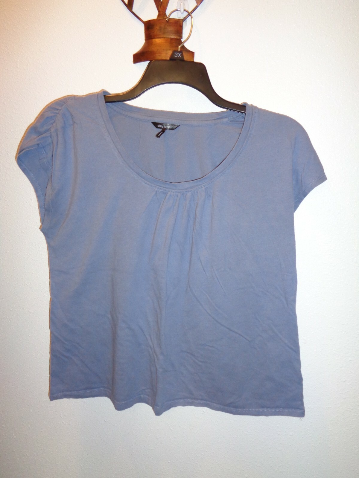 Daisy Fuentes Top Women’s Size Large Blue