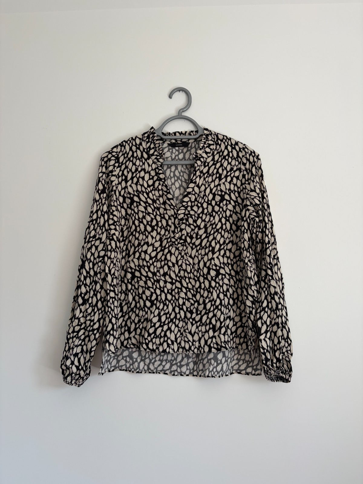 Women’s George Long Sleeve V-Neck Patterned 100% Viscose Blouse Size 10