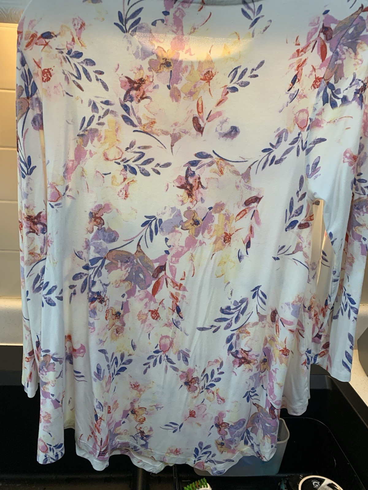 Women’s Floral 3/4 Sleeve Cupio Top Medium